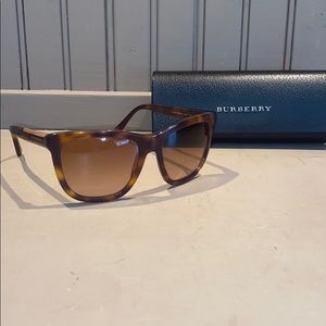 Burberry sunglasses